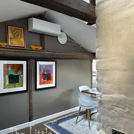 Apartment пространства за гости синият час - Little Wing