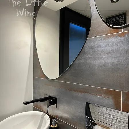 пространства за гости синият час - Little Wing Ruse