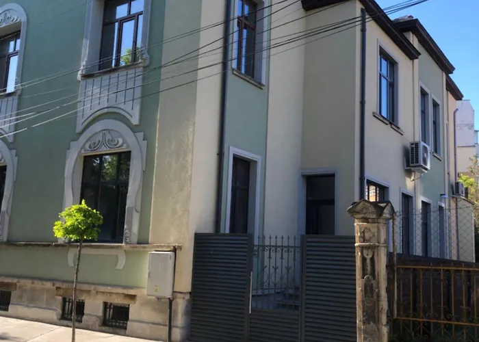 아파트 пространства за гости синият час - Little Wing 루세