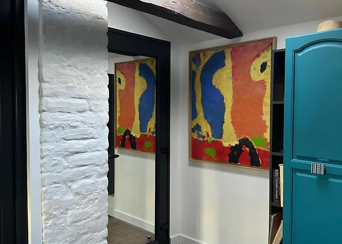 아파트 пространства за гости синият час - Little Wing