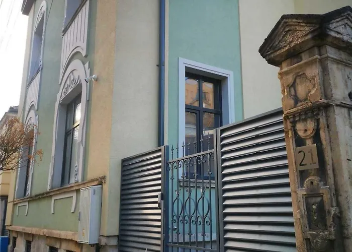 아파트 пространства за гости синият час - Little Wing