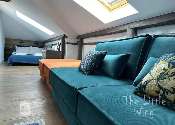 пространства за гости синият час - Little Wing 아파트 *